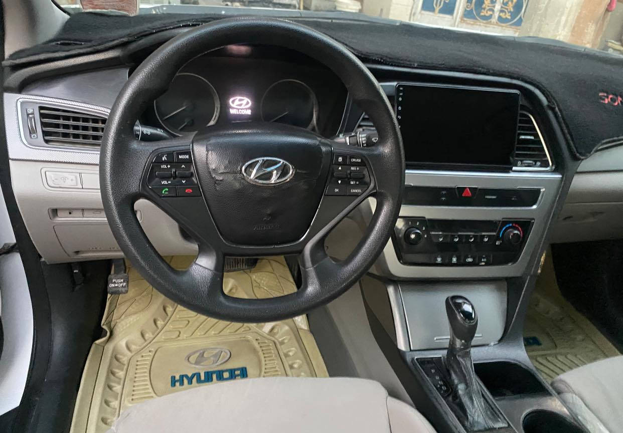 السلام عليكم سوناتا ٢٠١٥ بسمي مكينه ٢٤٠٠ GDi سياره ضررها فقط دعاميه  السعر ١٢٥ وبيها مجال


**إذا كنت صاحب هذا الإعلان وتريد حذفه لأي سبب، رجاءا أرسل رسالة إلى الدعم الفني**