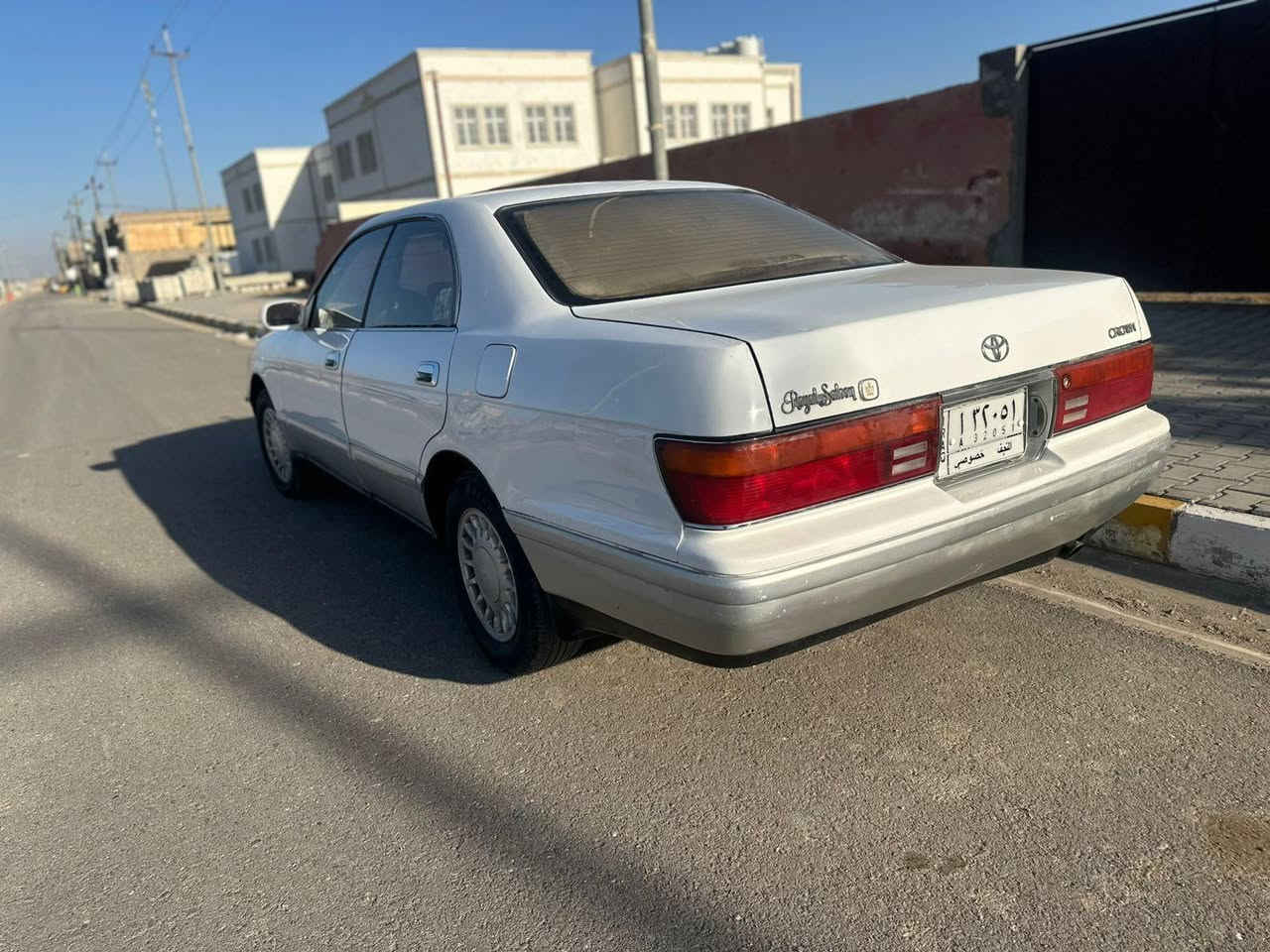 السلام عليكم سياره بطه منفصل مكفوله من كل الشرعيات محرك كير سياره مناقصه كلشي تبريد ثلج كهربائيات كلها جديده صدر امامي خلفي كله جديد تخم تاير جديد غرفتها دشبول جديد سياره مال جناي سعرها 60 وبي مجال *********** الحال, واسط
