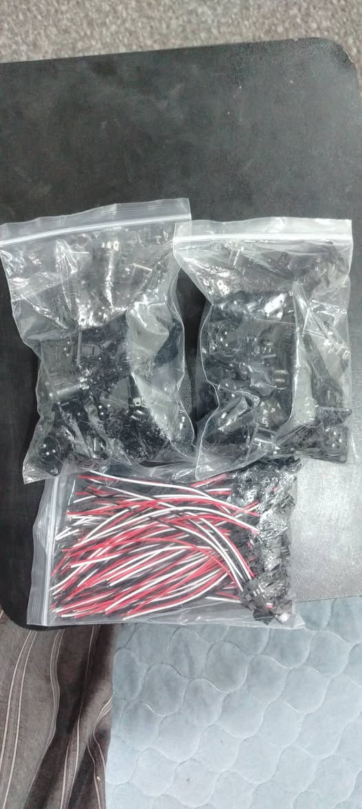 السلام عليكم ورحمة الله وبركاته قواعد گلزري 49قطعه مع وايرات كلهن 50 الف واصل الي يخدمه يتصل واني خادم ***********اخوكم ملا عصام الكربلائي
