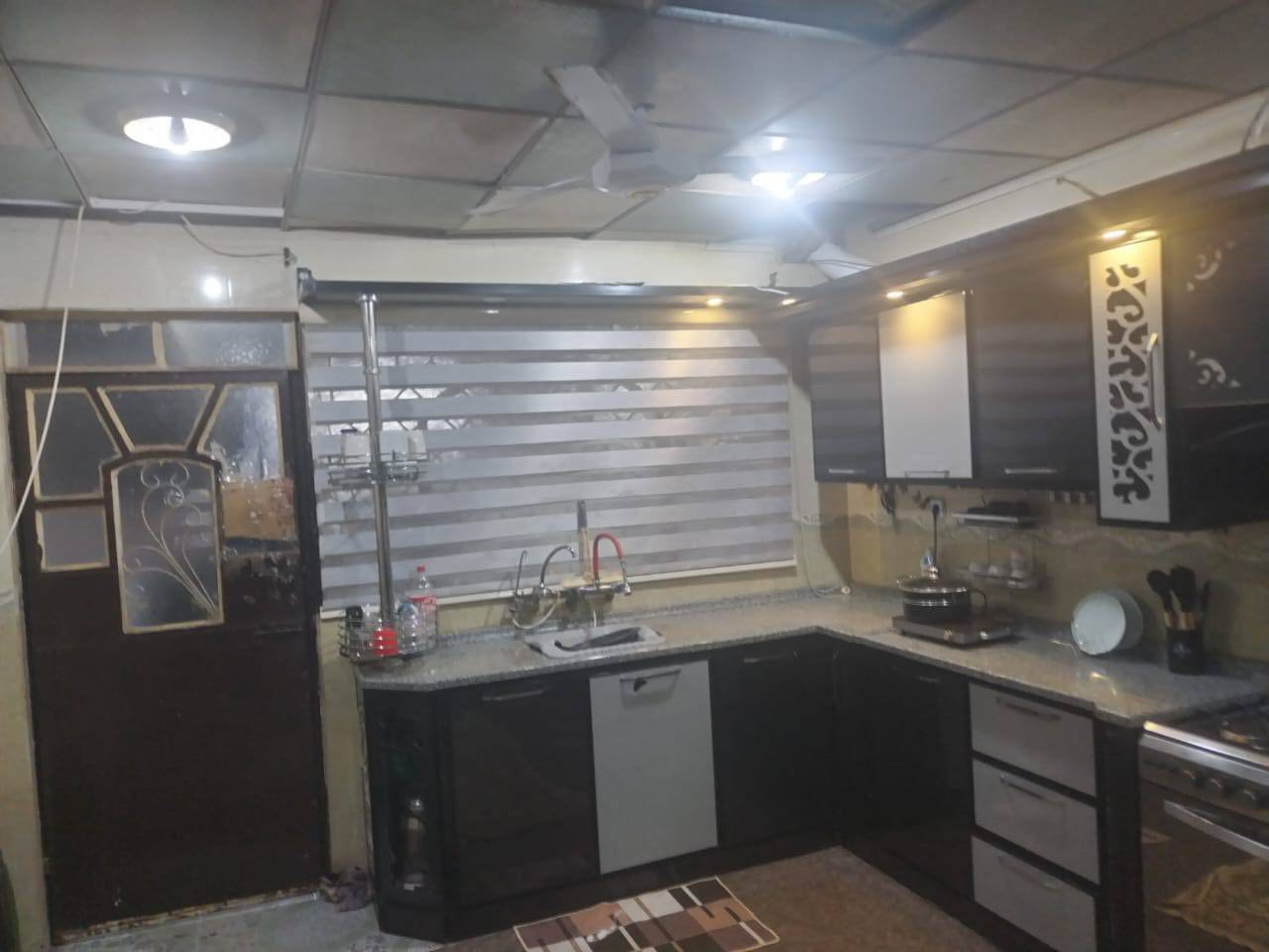 اعلان  16

دار للبيع حي السلام قرب سايدين معمل كاشي 

165م ( 20م✖️8.25م ) طابقين استقبال هول 5 غرف 

💲السعر على تلغرام 
https://t.me/walidhamo
🏢 مكتب النجمة للعقار
📍 الموقع: بعويزة – قرب محطة السادة
📲 ***********
📲 ***********
