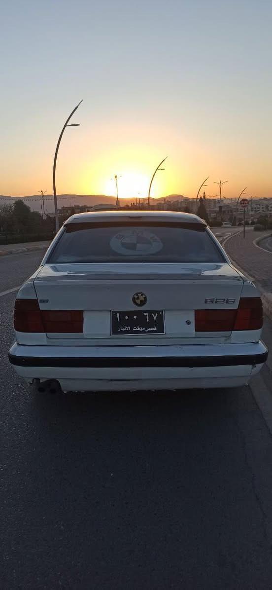 بيم 1995 ئارمي هه ولير  525 گئر تؤماتيك به شه رتي ئارم هيچ كيشه  نيه چوار جام كاره با ته بريدي گه رمي مه زبوته سارده كه ش به س چاكردني ئه ويت ناو ده ره وه ش زؤر جوانه هه يكه لي جوانه نه ته پيوه ته قه و ره قه ي نيه هين ده س خؤمه و  عه زيم نه داوه و به خزمه ته  ته قه و ره قه ي هيچ نيه كيشه ي حه ماوه و شتي نيه  زؤر به قوه ته ماشه لا  پيشي تازه دام گرتوه چركه ي نيه گيري ناو به فرو ئيسه كه ش ئيشه كات مشته ريت تيلكه له خزمه تام  سعري43كه مي مه عامه له
***********
***********له سليمانيم
