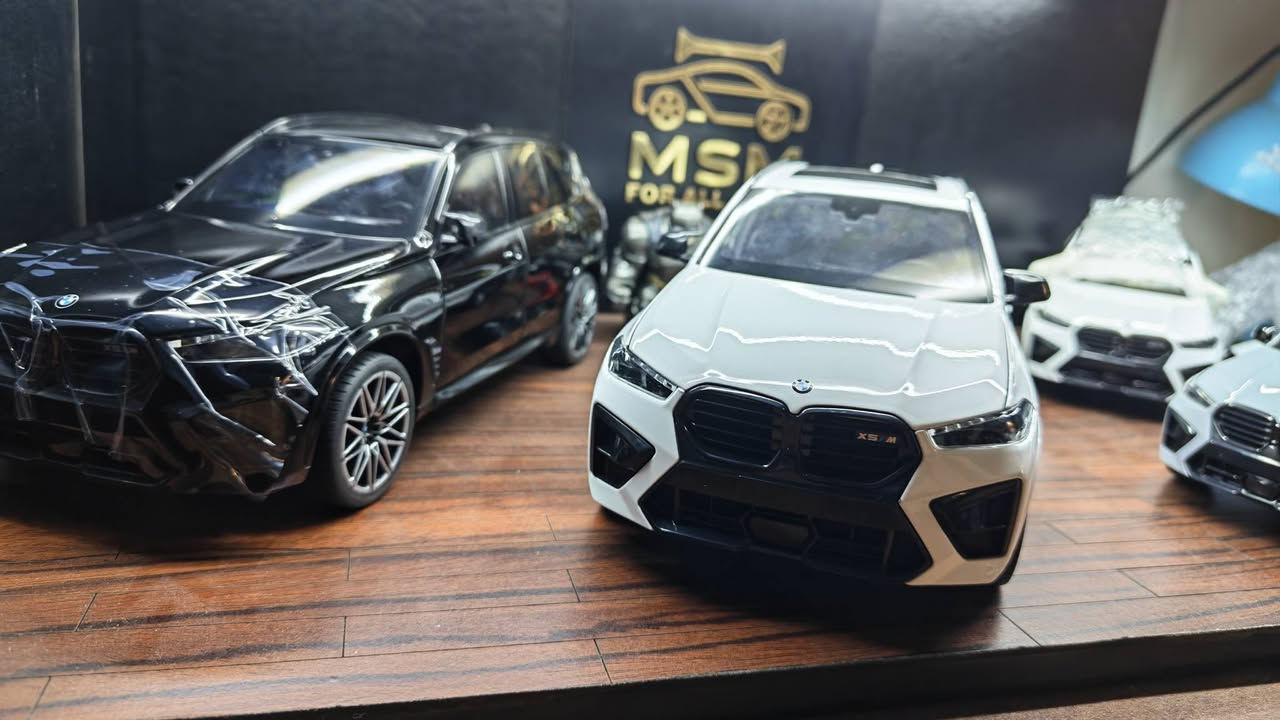 Bmw x5 m 
مقاس ١٨ باقي السوده بس 
مقاس ٢٤ باقي الثلاث الوان 
للاستفسار يمكنكم التواصل معنا عبر الماسنجر او الواتس اب فقط 
01035344939


**إذا كنت صاحب هذا الإعلان وتريد حذفه لأي سبب، رجاءا أرسل رسالة إلى الدعم الفني**