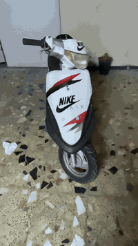 سلام عليكم دراجه ماكس قجمه للبيع نقص دشبول فقط
مكينه نضيفه عنوان بغداد الدوره 
سعر:350بيه مجال بسيط
رقم:***********
