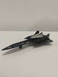 طائرات حربية • طائرات مدنية • حديد