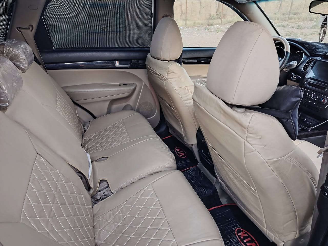 كيا سورنتو ٢٠١٥ خليجي 0770 124 8117
