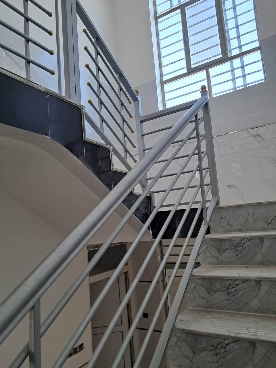 اللهم صلِّ على محمد وآل محمد
واتساب ***********
***********
ارقم التواصل كربلاء 
حداد تركماني
