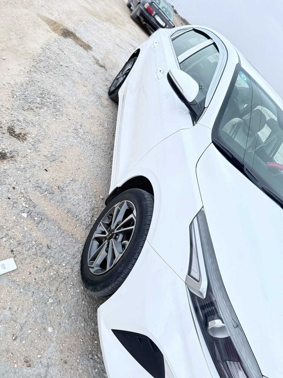 السلام عليكم سيراتو للبيع موديل 22 ماشيه 89 رقم بغداد ابسمي الاستفسار اتصال ع رقم  ***********
