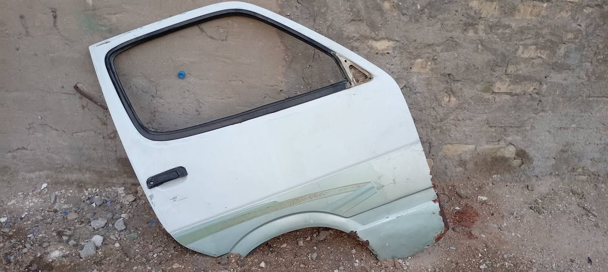 السلام عليكم باب كيه جنبي ام وزره الخضره 2010 مال العبري
العنوان ام الكبر والغزلان
الاستفسار ***********
