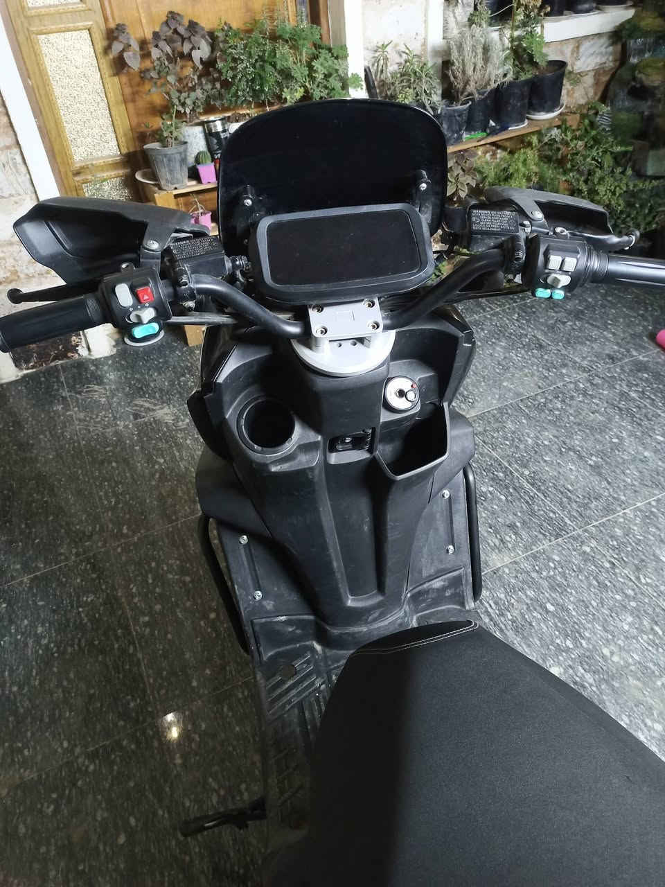 سلام عليكم اباجي ملف 3000سته باتري مصطره جاهزه من كل شي كهربائياتهه كلهه شغله السعر 950عنواني بغداد زعفرانيه رقم الهاتف ***********
