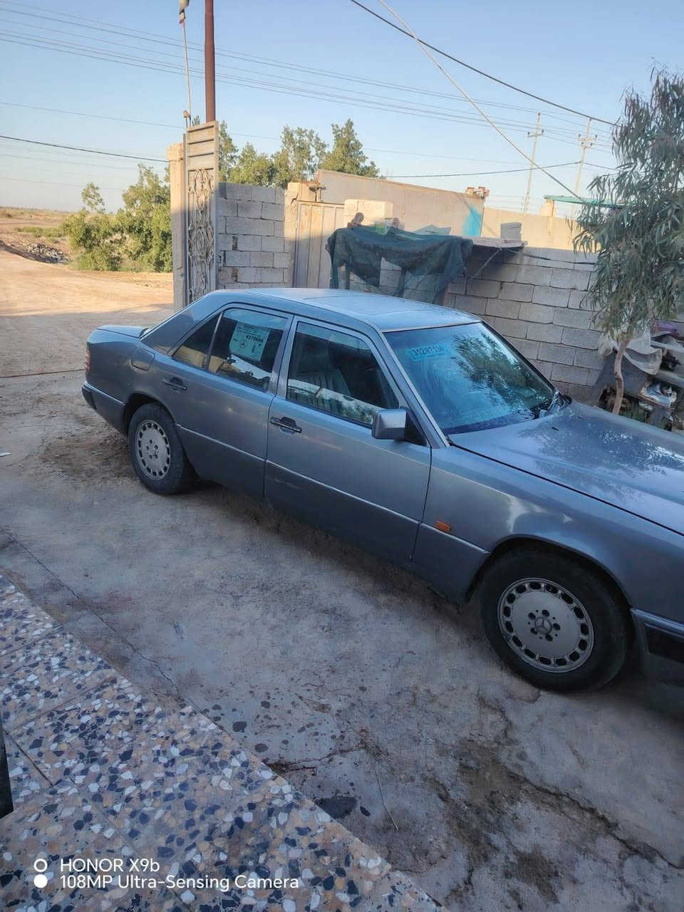سلام عليكم مارسدس دب مديل 88 محوره مكينه 3000 وبيه منضومه غاز اقتصاديه خير من الله ومحوره بصمه عن بعد تشتغل مكاني ميسان قلعه صالح رقم بيه واساب ***********
