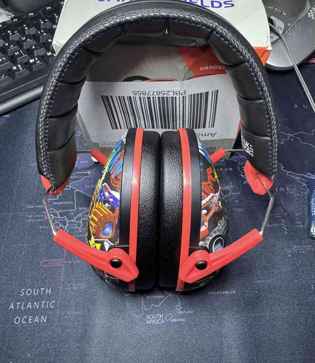 السماعة من شركة Vanderfields (هولندية)
اصلية
للبيع 

مخصصة حماية الأذن من صوت عالي في التدريب و غيرها 

عزل الصوت 95%

مستخدمة جدا قليل باكيت موجود

السعر 20 الف

مكاني بغداد

تواصل واتساب فقط ***********
