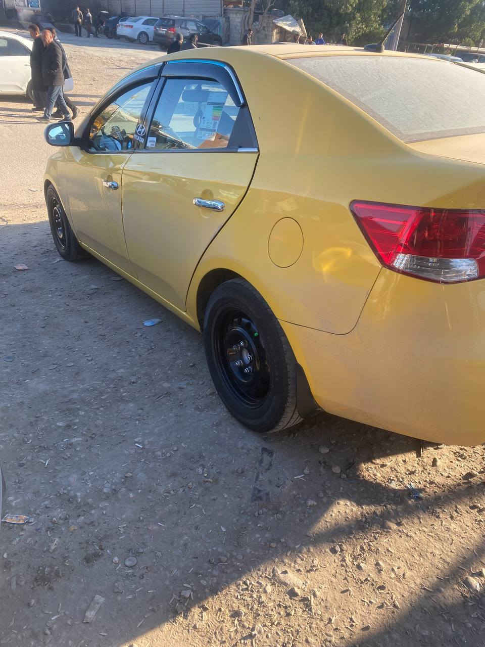 سلام عليكم كيه فورتي 2010 امريكيه قطعتين جاملغ و بنيد فقط مكينه 2000جديده صالي شهر من شاده كير حداديه تايرات جدد خير من الله السياره رقم بابل بسمي العنوان كربلاء رقم الاستفسار ***********
