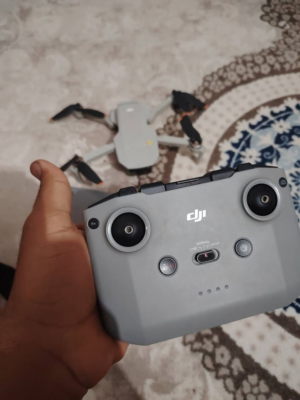 السلام عليكم شباب مني 2 se كومبوو للبيع مثل ما واضح يمكم بلصور مكفوله كفاله عامه م̷ـــِْن الصيانه مجرد قبق البطاويه بي فطر بسيط السعر 500 وبيها مجال شويه  متوفر توصيل على مسؤليتك


**إذا كنت صاحب هذا الإعلان وتريد حذفه لأي سبب، رجاءا أرسل رسالة إلى الدعم الفني**