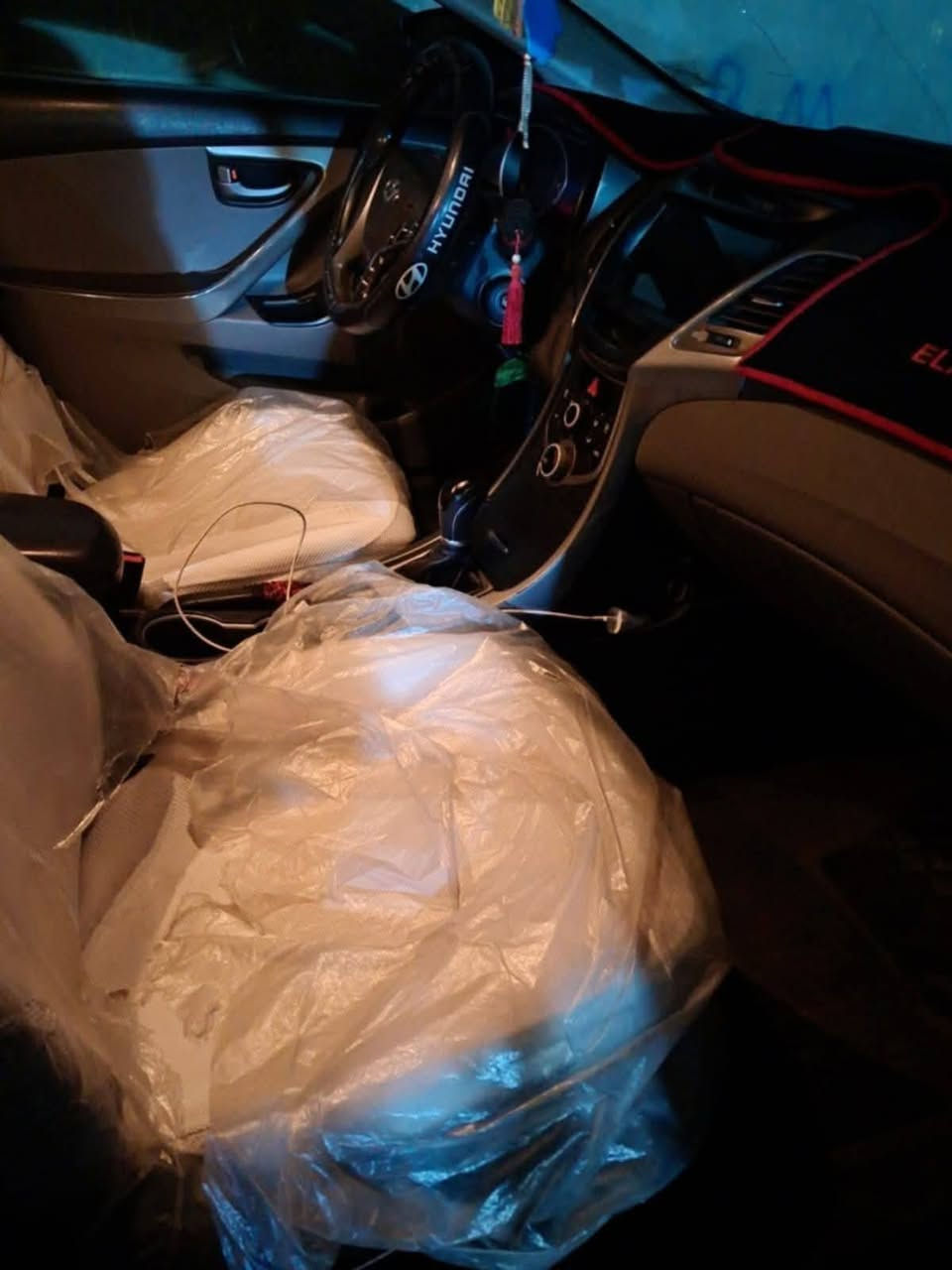 يالله.. السلام عليكم 
النتره امريكي 
حادث (بنيد ابدل وجاملغ مصلح)
(سونار موجود بالمنشور) 
موديل 2015
ماشيه150 قابل للزيادة
رقم انكليزي دولي
((سياره بسمي تحويل مباشر)) 
سياره احله من صوره بعد
بعافيه ع ياخذها
تخم تاير جديد  
صدر امامي خلفي جديد 
نظام ايكو 
٣ انظمه قياده
داخل سياره لونين
مكينه 1800دوش شرط لاتنقيص ولا تبخر  
تبريد ثلج ❄️ 
سياره جديده مال جناي الله شاهد 
مكان واسط قضاء العزيزية
***********
سعر 115 بيه مجال واني بخدمتك
