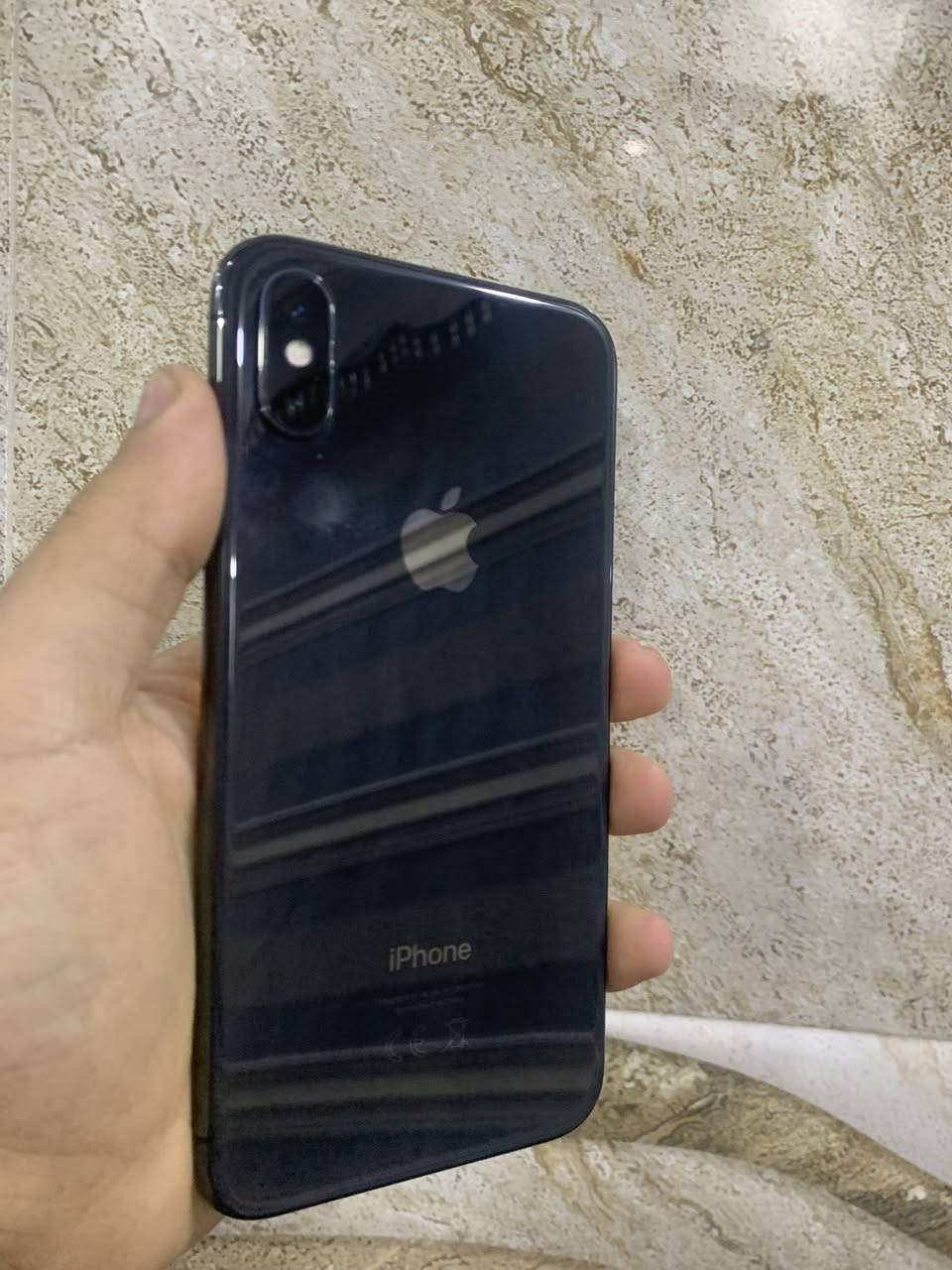 السلام عليكم ايفون اكس ذاكره 64. لجهاز مبدل باتري اصلي 100 ومبدل شاشه شرط طبق الاصلي كامرات شرط رقم واحد لجهاز  نضيف اي خلل مابي شرط لفحص سعر 110 رقم *********** اسيا ***********
