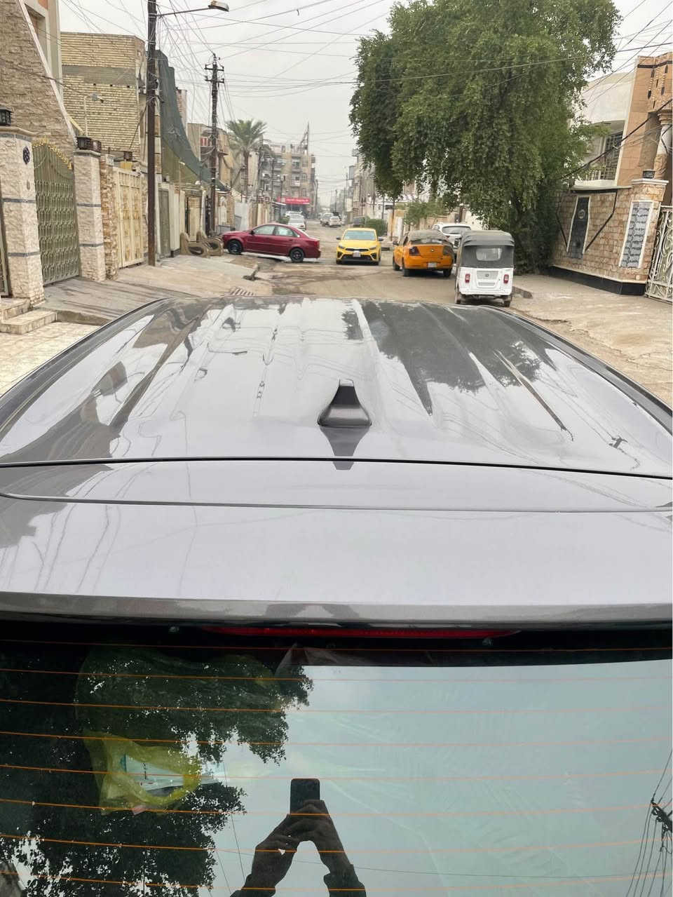 السلام عليكم 
سنتافيا هايبرد موديل 2022
وارد كوري بدون صبغ 
الموصفات 
شاشه 
كامره
تحكم فول 
نقاط عمياء
داته شو بالدشبول 
كشنات جلد وكهرباء
تدفئه وتبريد بالكشنات
الصندوق كهرباء 
تحديد مسار 
السياره بدون قطره صبغ او تبديل 
ماشيه 62 الف كيلو 
رقم بغداد
السعر 205  ورقه وبيهه  مجال بسيط
العنوان بغداد 
رقم الهاتف*********** بغداد, العراق
