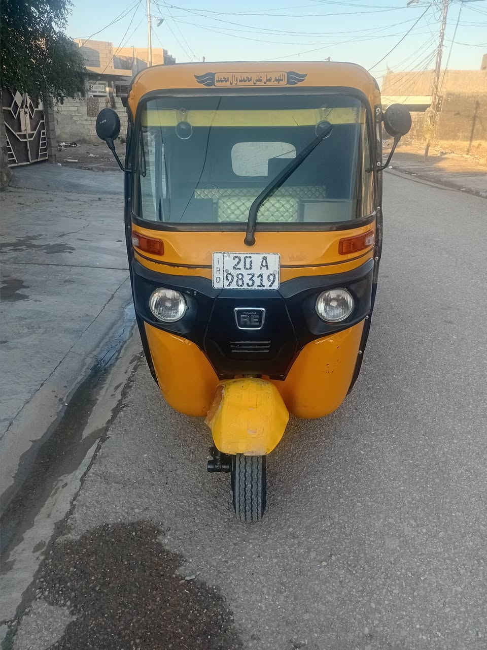 سلام عليكم تكتك للبيع موديل 19شهر 11كفالة عامة سعر 7ونص وبيها مجال ديالى خان بني سعد ***********
