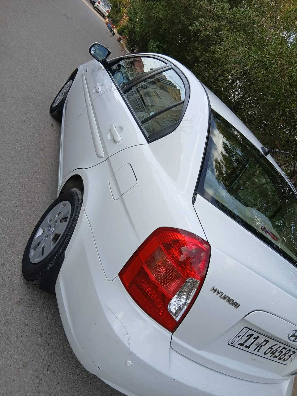 السلام عليكم اكسنت ٢٠١١ السيارة مكفوله من ضربه وصبغ وبارد حتى الدعاميات مابيهن صبغ رقم بغداد مكان بغداد السعر ب١٠٨ وبيها مجال
رقم الهاتف ***********
