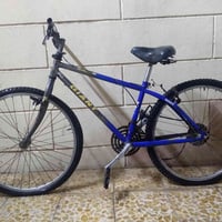 مستعجل • دراجة