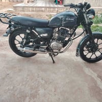 ماطورات عدد اثنين للبيع ساو موديل ١٩ ع كل عيب    إيراني  موديل 24  للب...