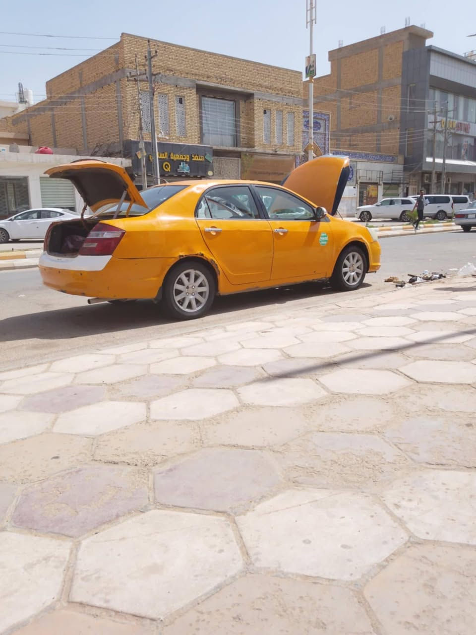 جلي موبل ١٣بااسمي شخصيا مكينه جديده كير مابيهه ضربه فقط بيهه خياسات السياره حداديه بيهه ضعف السعر ٣٠بيهه مجال مكاني ناصريه مركز الاتصال *********** 
***********
