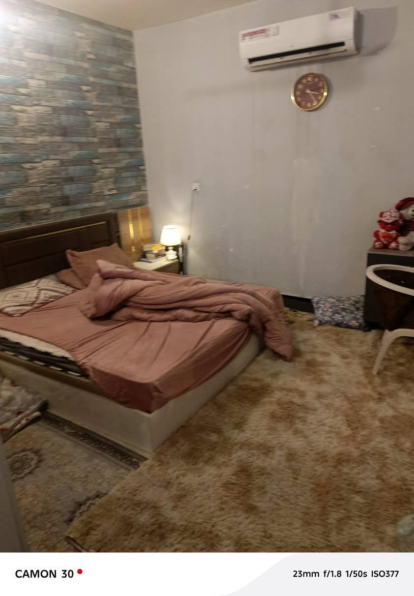 دار للبيع الدورة ابو دشير 🚨
زراعي ابو كرار سند ٢٥  
المساحة ٥٠ متر   الواجة ١٠
٢ غرف نوم سويت
مطبخ واستقبال 
وبي تشجير ١٠٠ متر 
كامل خدمات  مجاري ومي🫗🌧
 وكهرباء وإنترنت🛜 
موقع جدا حلو السعر 
٨٣ مليون وبي مجال قليل الاستفسار 
***********
*********** 
او مراجعة مكتب ليث الجبوري للعقار
