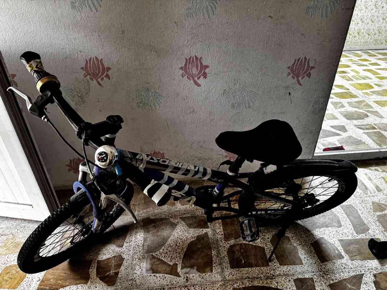 بايسكل للبيع


**إذا كنت صاحب هذا الإعلان وتريد حذفه لأي سبب، رجاءا أرسل رسالة إلى الدعم الفني**