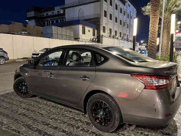 نيسان سنترا موديل ٢٠١٦ خليجي ١٨٠٠ للبيع 
فول ما عدا البصمه والفتحه 
السياره قطره صبغ مابيها مضروبه عندي بالبيت مثل ما موضح بالصور الجاملغ عكس السايق بي طخه خفيفه 
والبابي الهلفي عكس السايق بي رصعه ٣ اصابع مصوره هم ناشرها تكدرون تشوفون الصور تخم ويل جديد تاير جديد مكينه كير كله جاهز ومكفول رقم بغداد وتحويل اي يوم يعجبك 
عليها غرامه ٢٠٠ الف تنزل من الحساب   
السعر ١١٦ وبيها مجال بسيط 
للأتصال: *********** 
او :  ‭٠٧٩٠ ١٢٢ ١٩٦٤‬
مكاني بغداد حي الخضراء
