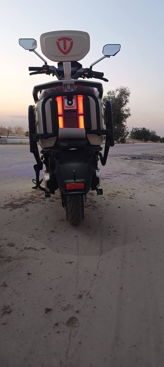 سلام عليكم دراجه ريان وحش الكون مدرع فول كلشي شغال استخدام شهر تقريبآ للبيع اخت الزيرو السعر 1400 وبيها مجال بسيط مليون و400 الف موصل حي التعليم ***********
