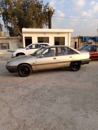 اوميكا • ١٩٨٨ • اوتوماتيك