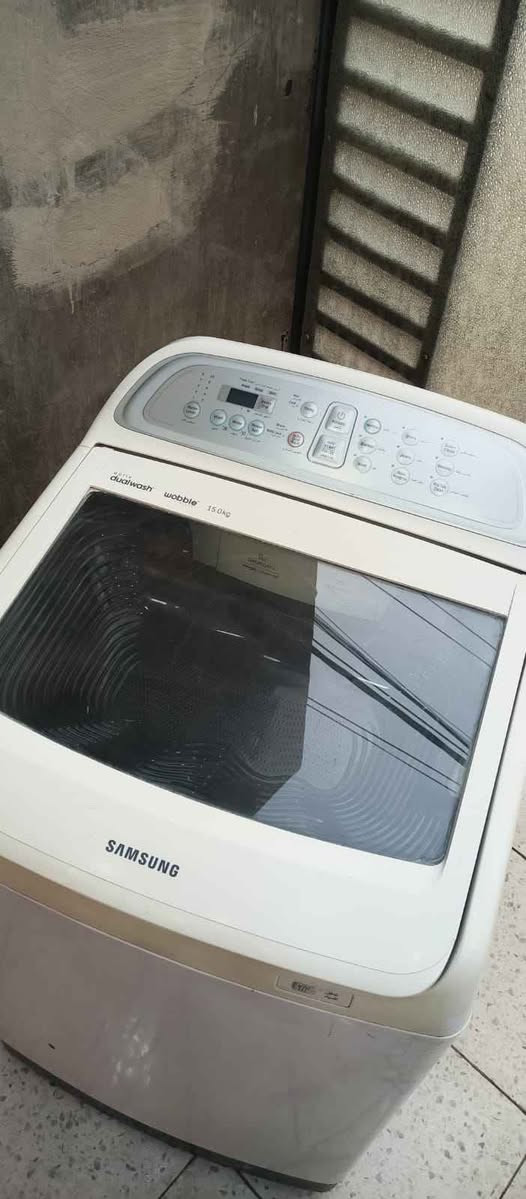 غساله سامسونج 15 كيلو تايلندي الاصلي ما بيه اي عطل ولا تصليح بلاديه وشغاله على الفحص السعر 200 الف يوجد توصيل بغداد, العراق


**إذا كنت صاحب هذا الإعلان وتريد حذفه لأي سبب، رجاءا أرسل رسالة إلى الدعم الفني**