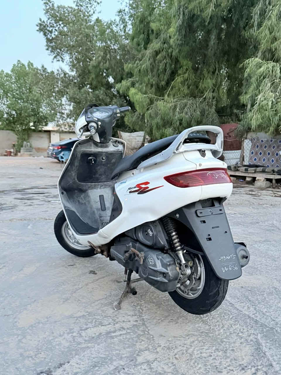 السلام عليكم درجة فراشه جديدة كهربائيات كلها شغالة الرجاء ما أبي أكل نقص مكان حله السعر 550 بيها مجال أشعة معدل ***********￼
