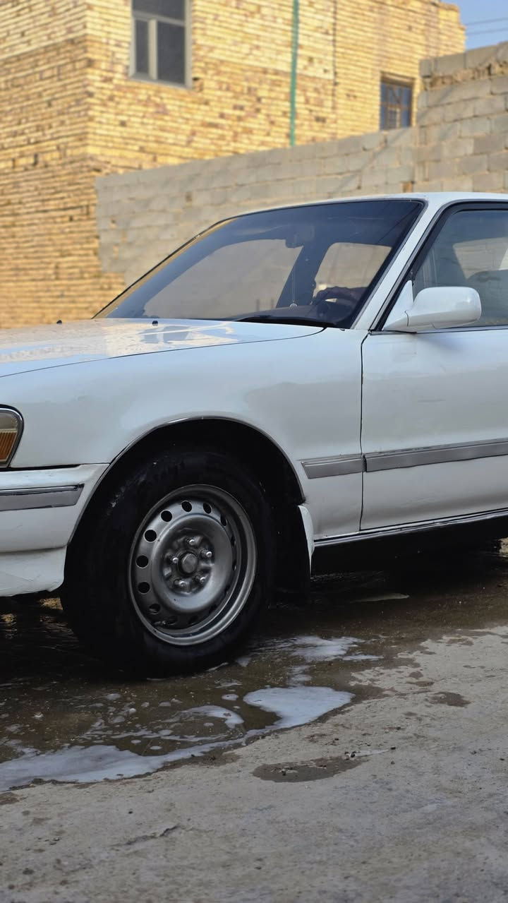 السلام عليكم اكروسيدا للبيع سياره جديده 
مكينه كير جدد حداديه ٨٠ /١٠٠ طخم تاير ويل عادي داخل حلو ومرتب .رقم بغداد انكليزي ..مداور ثاني يوم مكان ذي قار الشطره ..السعر ٤٨ وبيها مجال للشراي 
رقم الهاتف *********** بيك خير وتدلل
