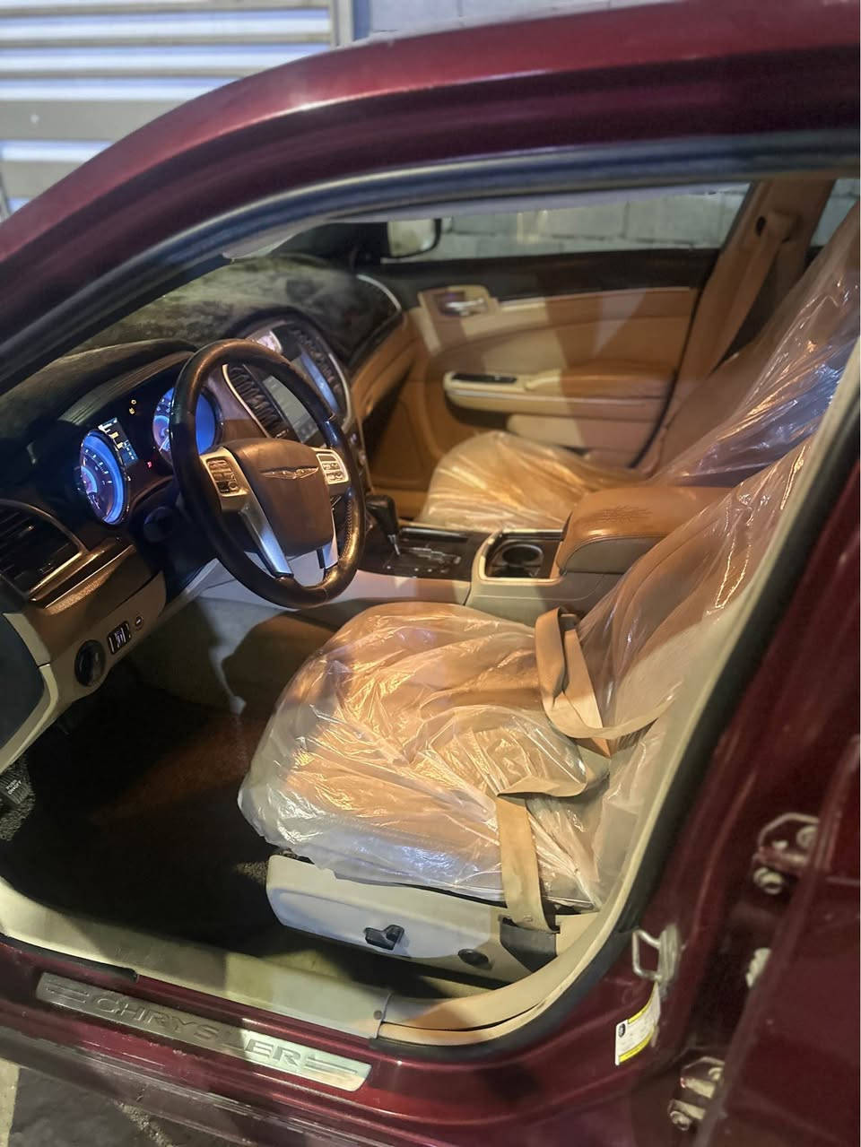 سلام عليكم للبيع فقط اوباما 2014 ادوات بيه ارقام محرك 8 سلندر 5.7 خليجي دواخل عسلي جلد شاشه جبيره كير محرك حداديه جدد سياره حلوه وجاهزه من كلشي سعره 49قفل من الأخير كلش مكاني بصره *********** البصرة, العراق
