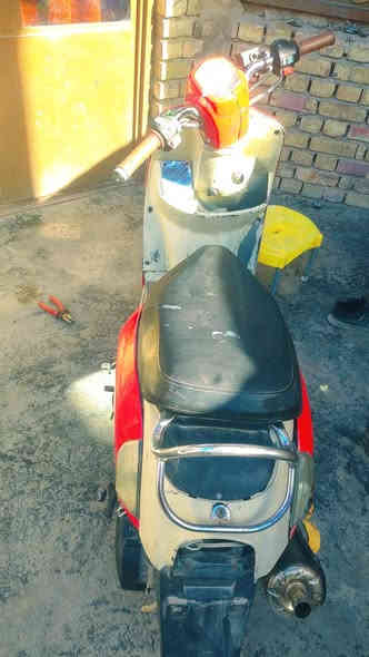 ماكس بوليس دراجه  تاركه سبوع اجيت اشغلها ما تشتغل ابيع كوم حديد ماعرف شبيهه العنوان  الكمالية السعر 175قفل قفل ***********
