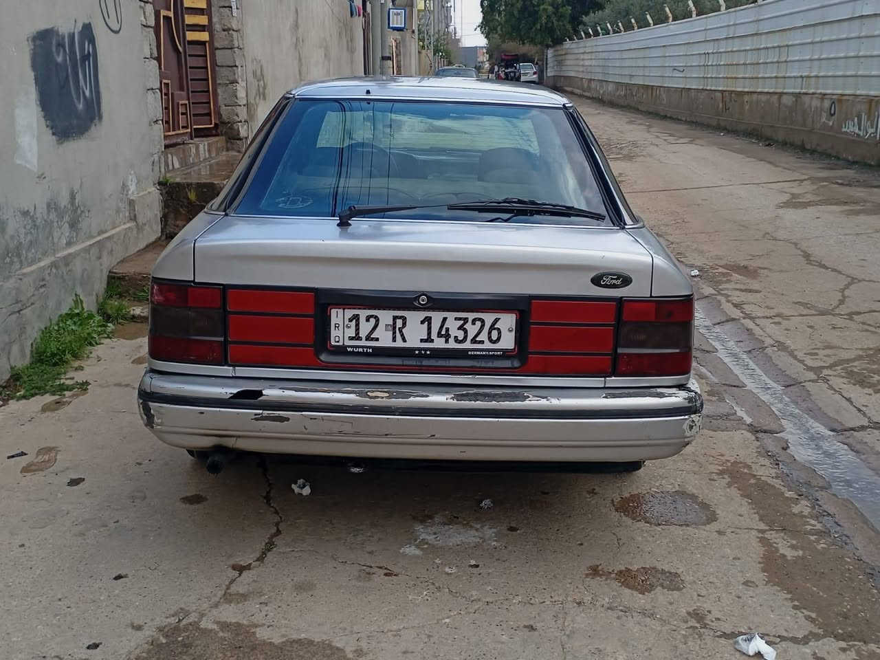 السلام عليكم الحلال للبيع سيارة فورد سكوربيو جنطه موديل 91محرك بي اثرنفخ كل تبديله ينقص نص لتر كير شرط كهربائية شغله كلها طخم امامي وخلفي جدد كاربون الكتروني بيها صبغ حزام جميلة فقط بدون ضرار ويل كب سلايد منظومه تبريد كامل نقص غاز فقط داخل نظيف طخم تايرات جدد رقم مسطره جديد سنويه تسقط 2030 شرط التحويل السعر 25وبيها مجال *********** وكلشي تلكي بل سوك ترايك شرط البصره سماعه 4جدد
