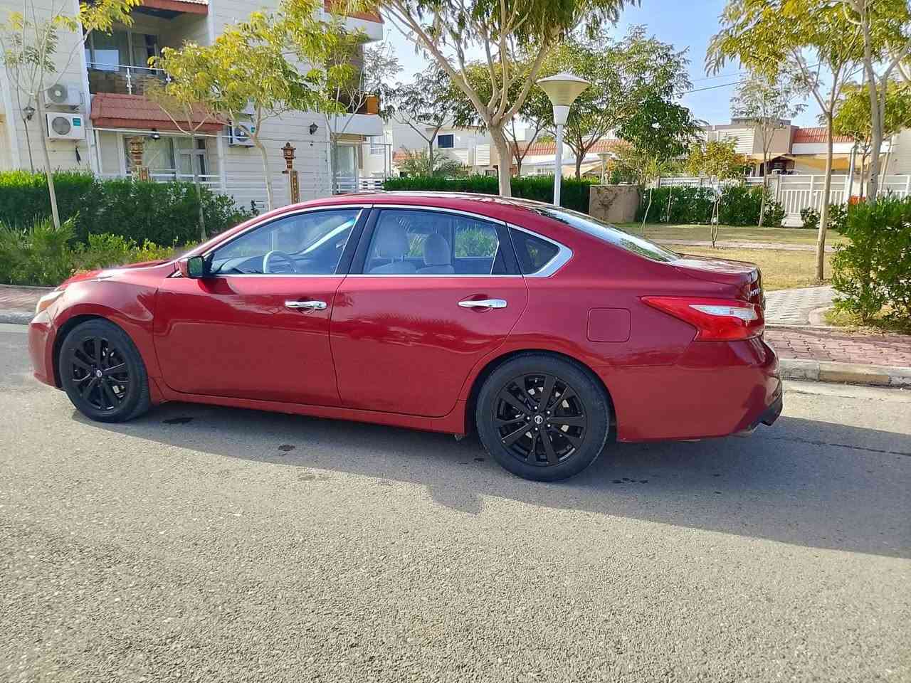 التيما موديل 18
رقم اربيل سنويه جديد باسمي 
تخم تايرات صدر امامي خلفي كلها شرط بدون نقص 
حادث أمريكا  خفيف كلش ا فقط بونيد بارد  بدون تبديل شرط بدون دواخل ولا شاصي كفاله  وبالعراق جاملغ خلفي والصندوق صبغ يعني فقط قطعتين صبغ 
محرك نظيف كلش 
شادلها گير مال 22 قبل اقل الشهر وابشرط ادامه كامله 
سعر مناسب 112 مكاني ديالى ***********
