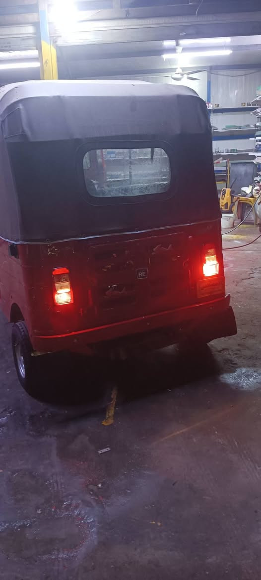 سلام عليكم تكتك مديل 2019 وجبة أوله
بيه دوس معمرة بس
 سعر 3500
 رقم ***********
