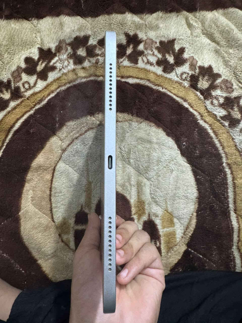 للبيع 🤍
ايباد A16 نضيف قبل 3 اشهر اشتريتة النضافة كدام عيونكم 95٪ كامل ملحقات كارتونه وكيبل الجهاز خير من الله خدش ما بي بطارية99
السعر: 450 وبي مجال بسيط للطيبين
مكاني: بغداد الطالبية
رقمي:***********
