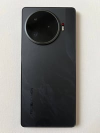 تكنو كامون 30 برو • 256 جيجا / 12 رام • نظيف كلش