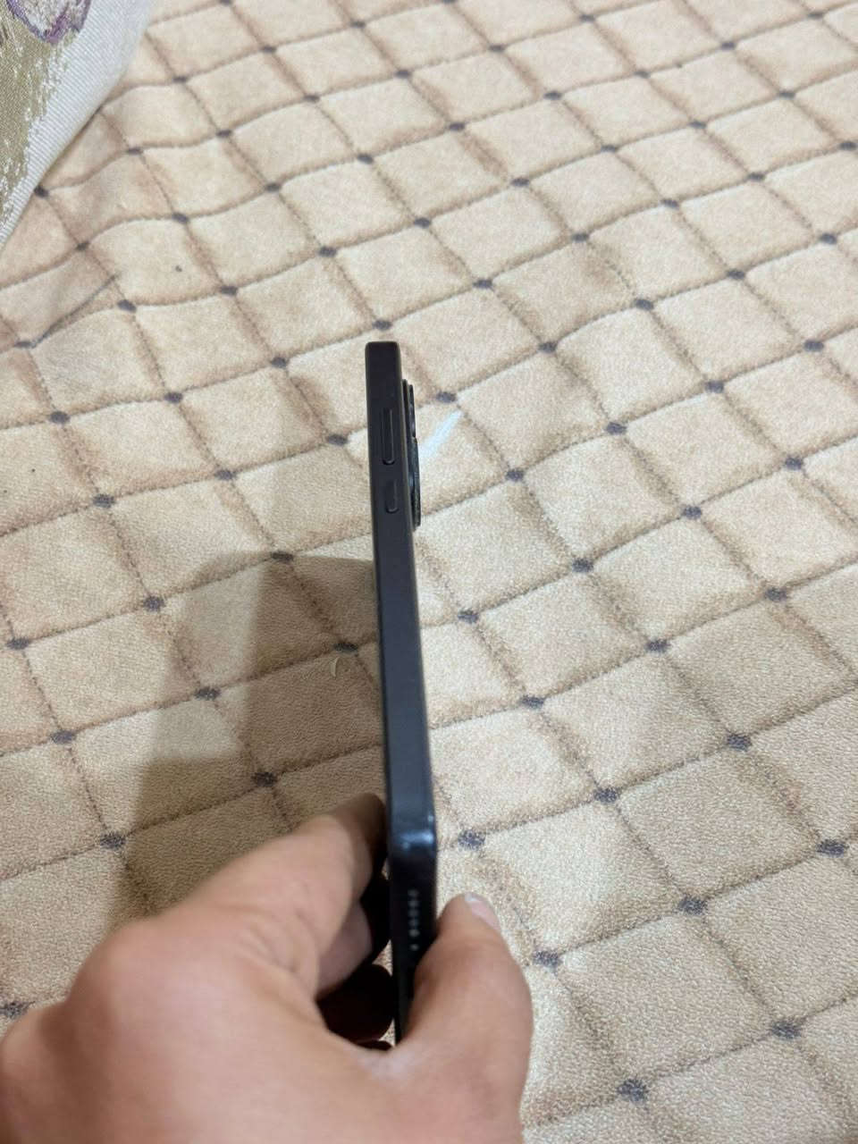 جهاز بوكو x7برو 5Gجهاز بي الشاشه مكسوره ويلمس طبيعي مثل ما موضح بل فديو جهاز  قوي بل العاب ولتصفح وبل ببجي يشغل 120 فريم جهاز كامل هوه ومحلقاته الاصليه ويدعم شحن سريع شاحنته 90wالسعر ب150 وبي مجال الشراي يراسل وتساب ***********
