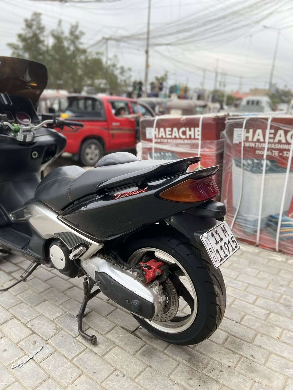 إسلام عليكم تيماكس 2008 رقم وسنويه كبل تحويل دراجه كفاله كلشي بيها جديد حته لتايرات جلاتين  مزودة بصالنصة رياضي وجامة 11 ومري 11 دراجه شلعه معدل سعر خاص ***********  بغداد الحسينيه
