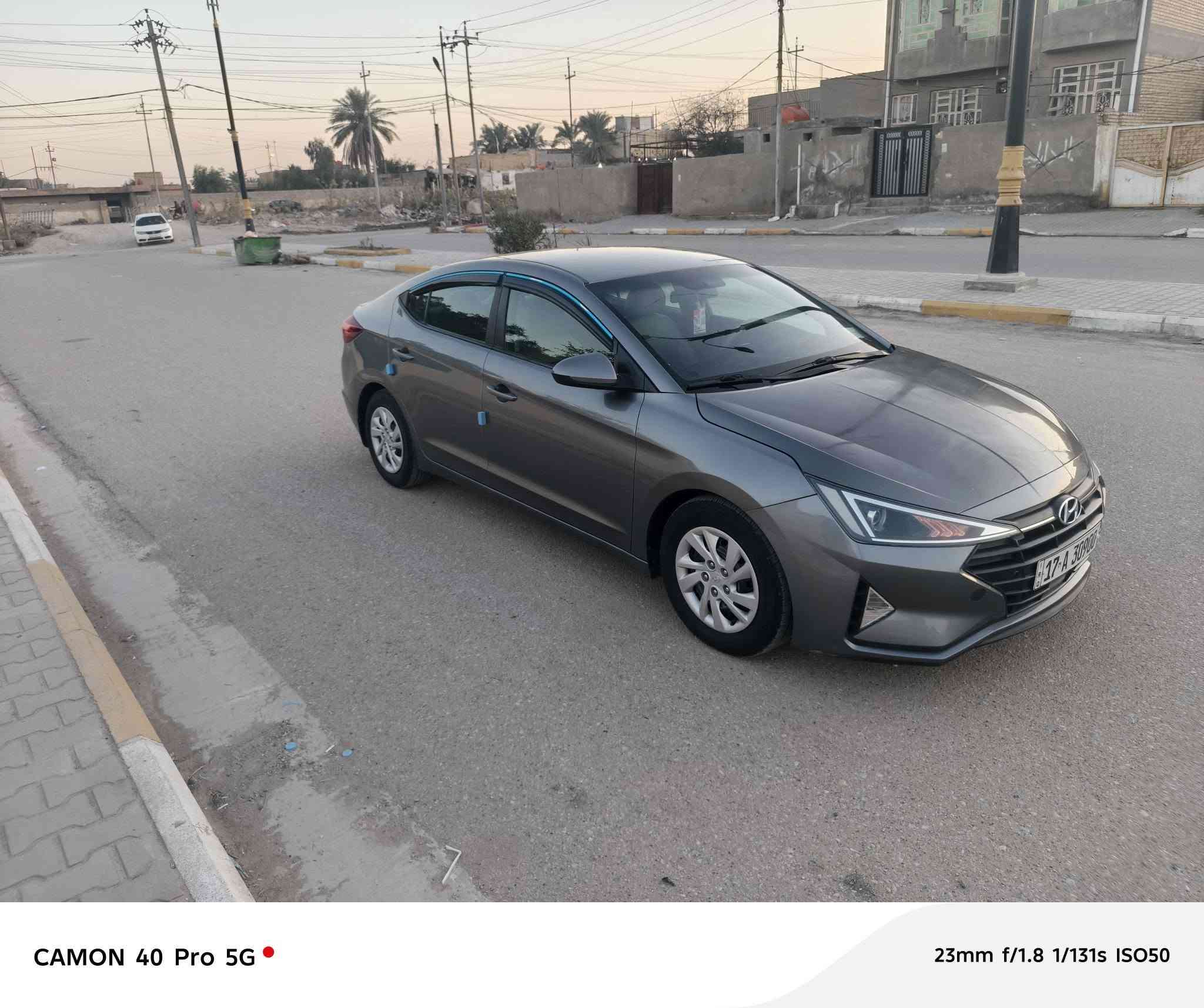 سلام عليكم 
النترا امريكي موديل ١٩
بدون تبديل ليبل واحد
سياره جديده جاهزه من كلشي
صور حادثهه يمك بصوره مبين خشم البنيد فقط مصلح نفسه
مكينه ٢٠٠٠ كير ٦نمر المرغوب
تحويل مباشر رقم دولي جديد
مكان سياره رميثه 
السعر ١٢٨ وبيهه مجال***********
