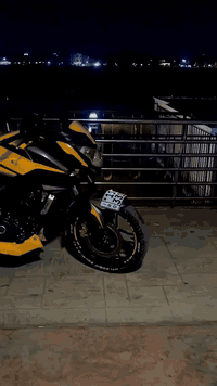 دراجة بولسر 200ns مرقم بغداد رقم انكليزي مميز سنوية بأسمي دراجة شبة زي...