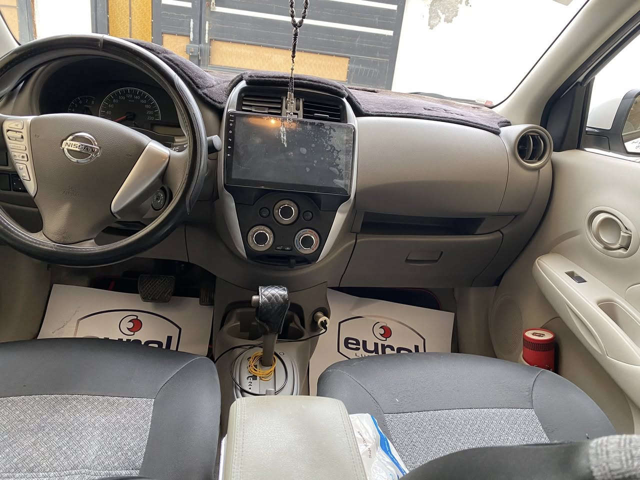 السلام عليكم سيارة سني هندي شركة السور رقم بغداد موديل 2024 كفولة كفاله عامة ماشيه 16 الف وقابل للزيادة ام البليته الزركه 
*********** 
مكان بغداد 
السعر 135 وبيه مجال بسيط
مكاني  بغداد
