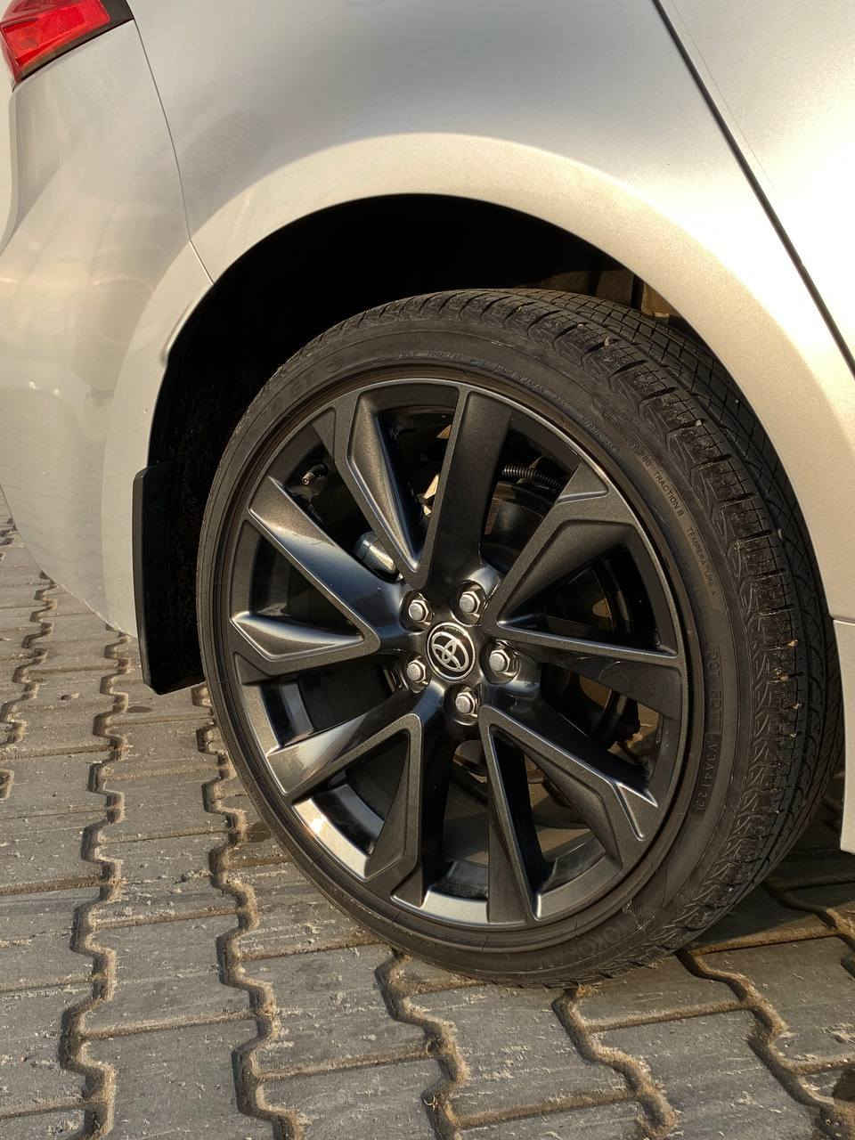 🚗 للبيع كورلا هايبرد 2024 ياباني – دخول جديد
🔹 الموديل: 2024
🔹 المنشأ: ياباني
🔹 الحالة: نظيفة جداً
🔹 الممشى: 10 آلاف ميل
🔹 اللون: سلفر
🔹 المحرك: هايبرد اقتصادي جداً بالبنزين
الحادث: ربع بونيد مصلح و دعاميه الاصليه نفس لون وهاي باب بصف سايق شربين
 مكان بغداد
***********
