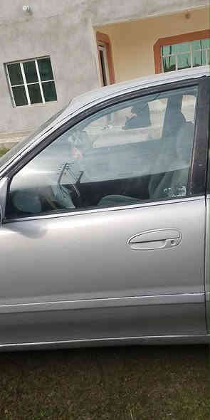 سلام عليكم ورحمه الله وبركاته
اخوان سياره سوناته توه للبيع 

السياره عادي مو اوتماتيك 

رقم الانبار 

بيه نقص فقط التبريد 

سياره خدميه ومرتبه 

***********

الانبار رمادي جزيره 
سعره ٤٥ وبيه مجال
