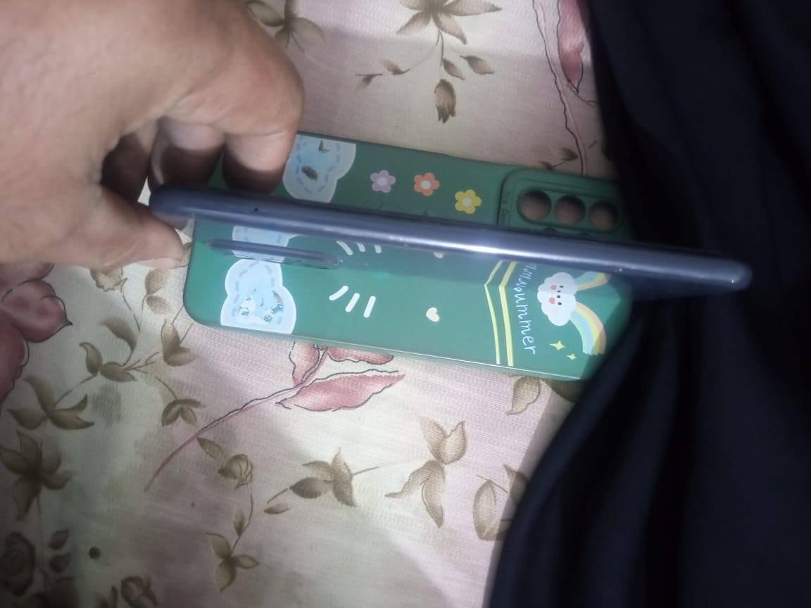 السلام عليكم سامسونج اي 23 جهاز نظيف جهاز مال بيت الجهاز سعر  150 وبي مجال مو شراي لا يتصل على هذا الرقم***********
