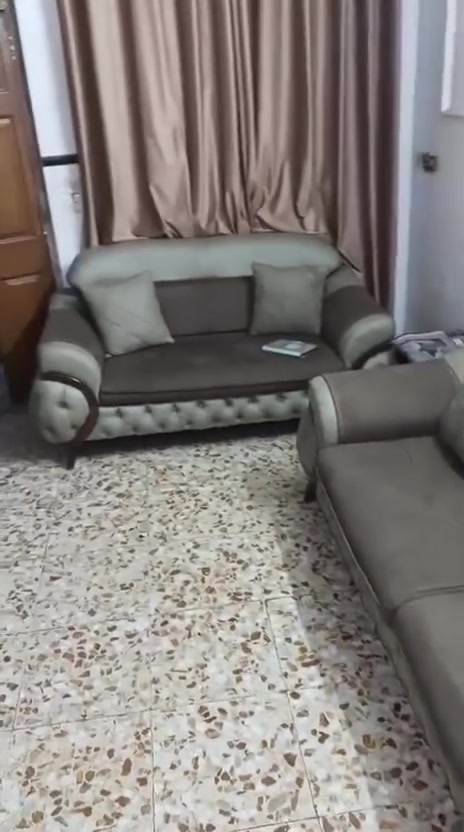 لبيع***********
