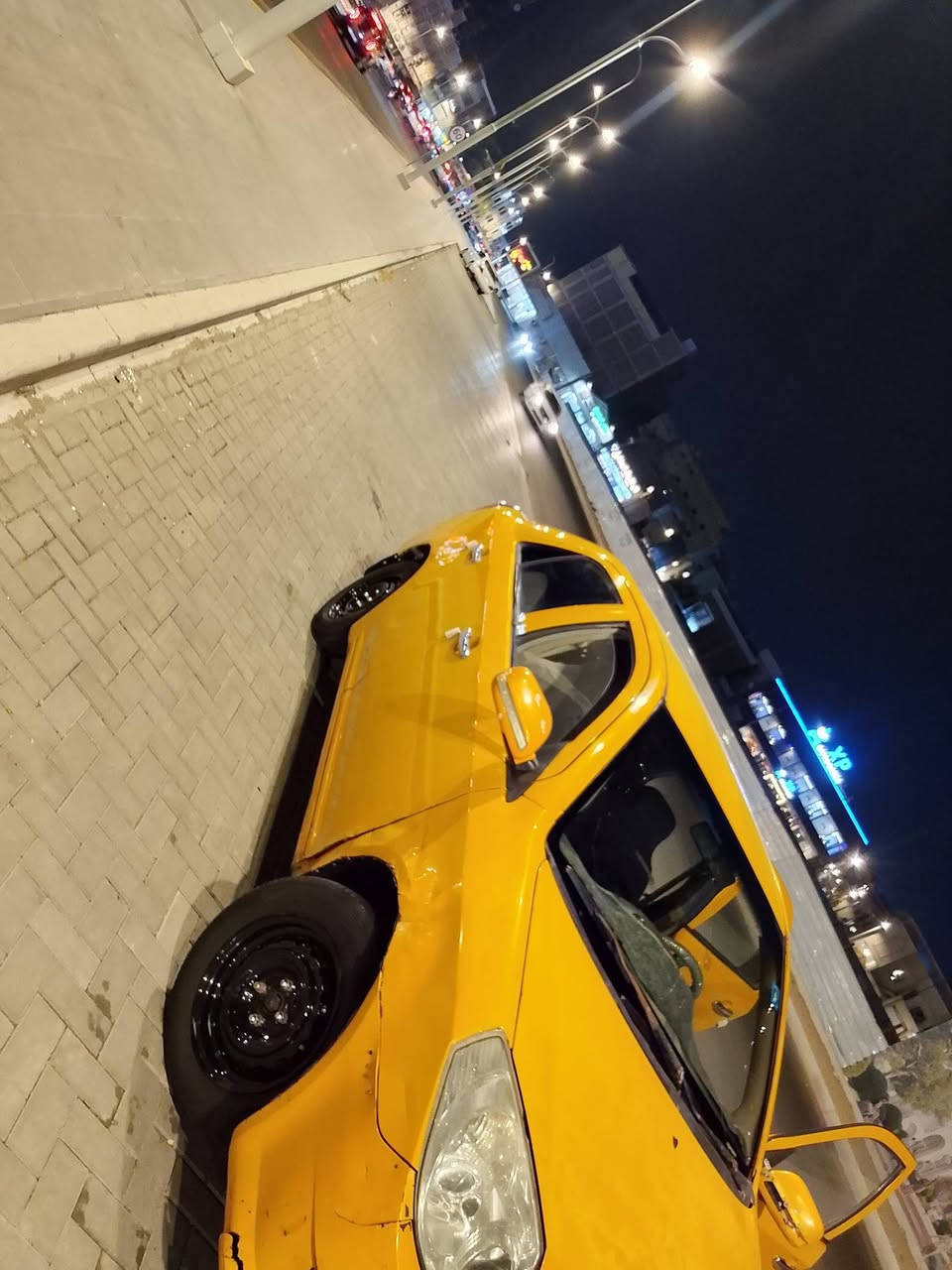 جيلي ام كي 2011رقم نكليزي مصفره من كلشي محرك كورلا كير عادي تبريد شغال تخم تاير*********** حداده دواخل جدد شاشه ونضام سنتر لوك مكاني بصره بهادريه
